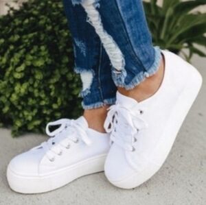 Steve Madden Mayra White Canvas Platform Sneakers Chunky Sole Casual Shoes